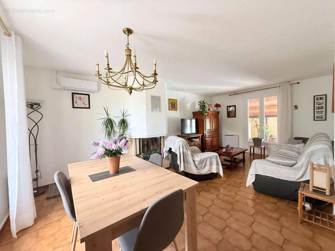 Maison à LABARTHE-SUR-LEZE