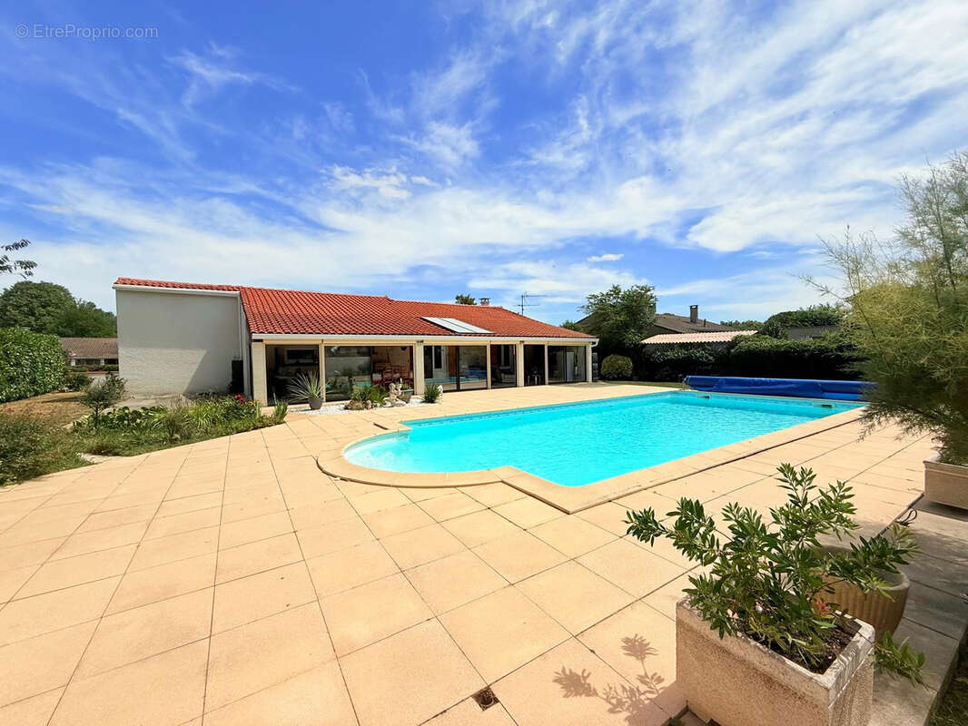 Maison à LABARTHE-SUR-LEZE