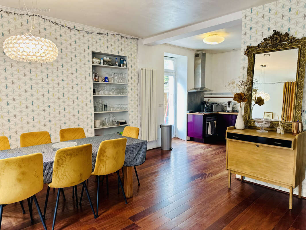 Maison à MONTREDON-DES-CORBIERES