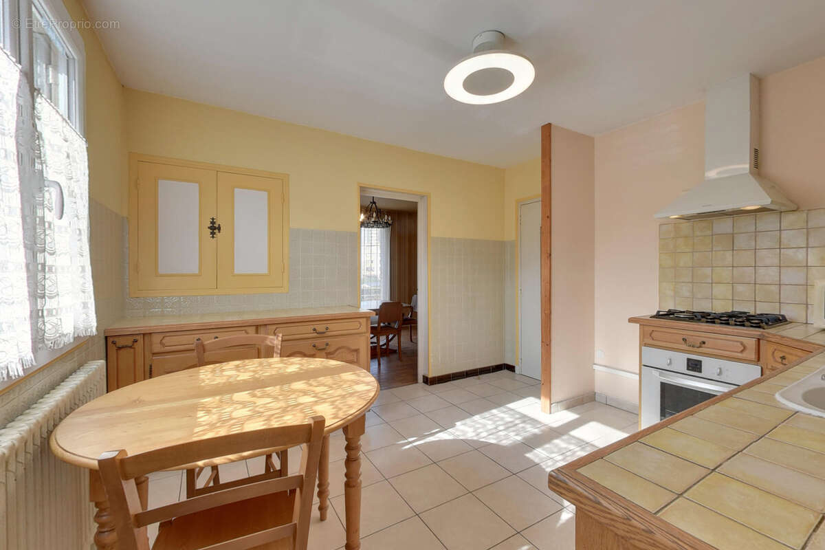 Maison à ECHIROLLES