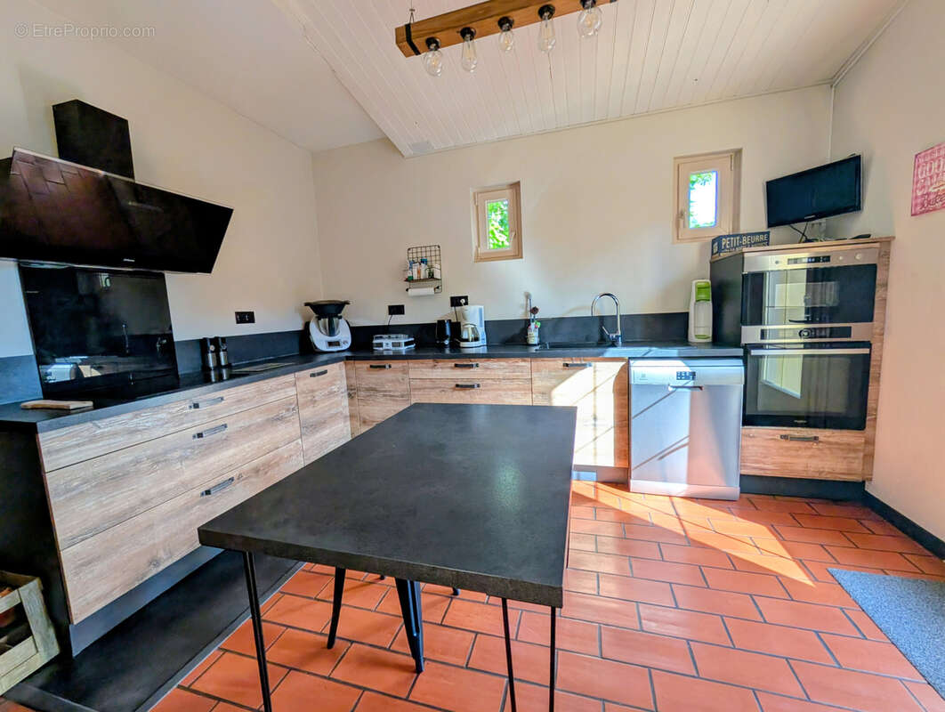 Maison à LES HERBIERS