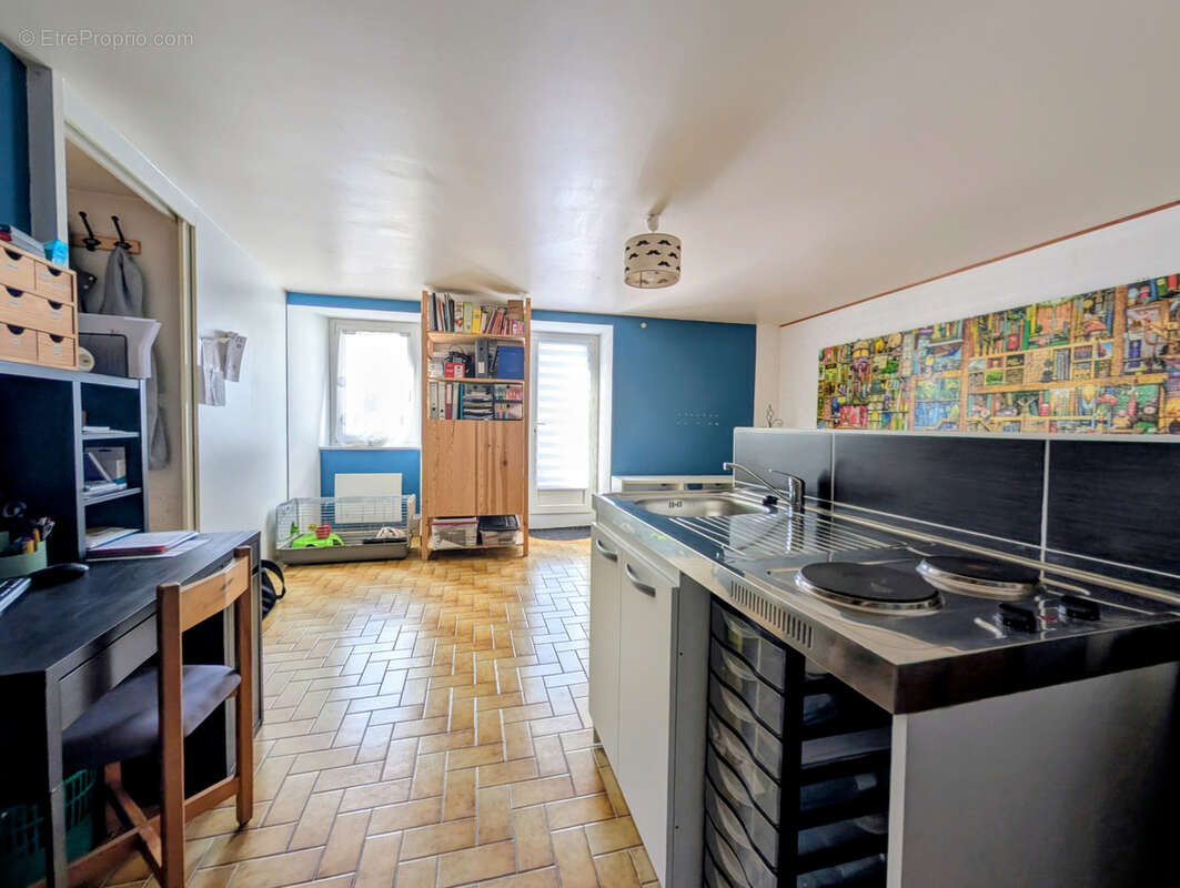 Maison à LES HERBIERS