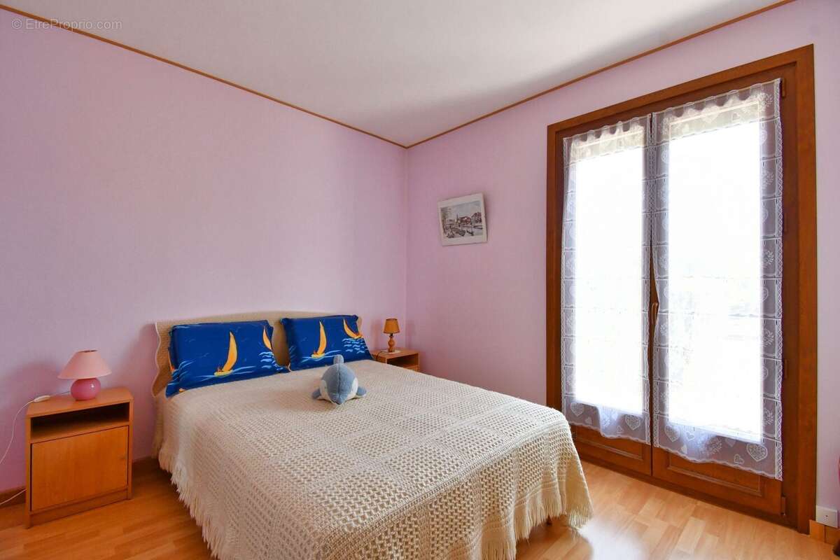 Maison à ETANG-SUR-ARROUX