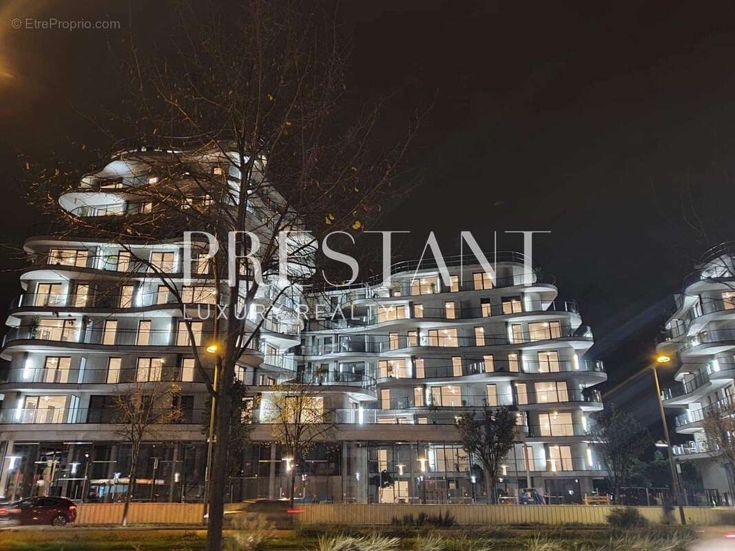 Appartement à COLOMBES