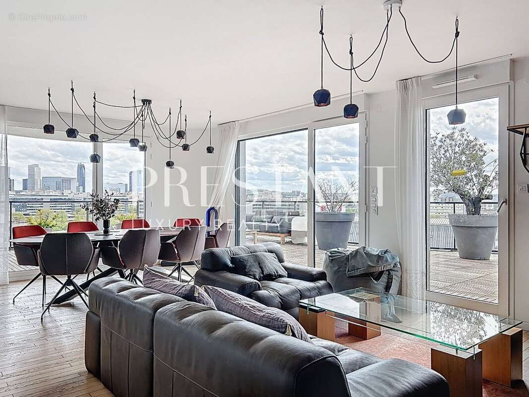 Appartement à COLOMBES