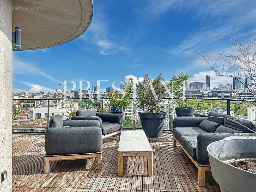 Appartement à COLOMBES