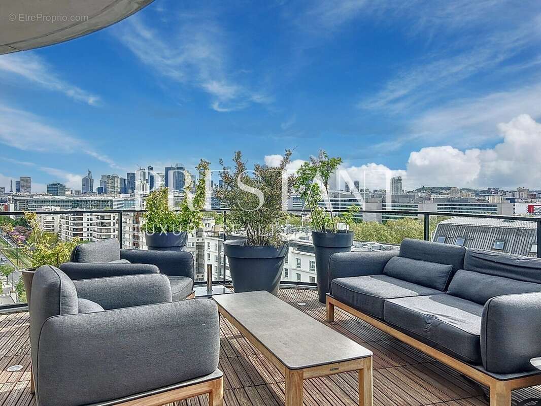 Appartement à COLOMBES