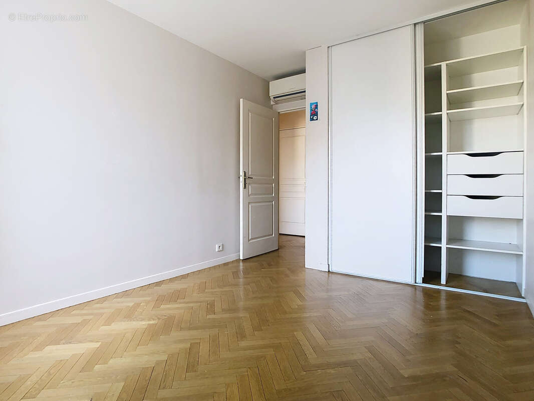 Appartement à RUEIL-MALMAISON