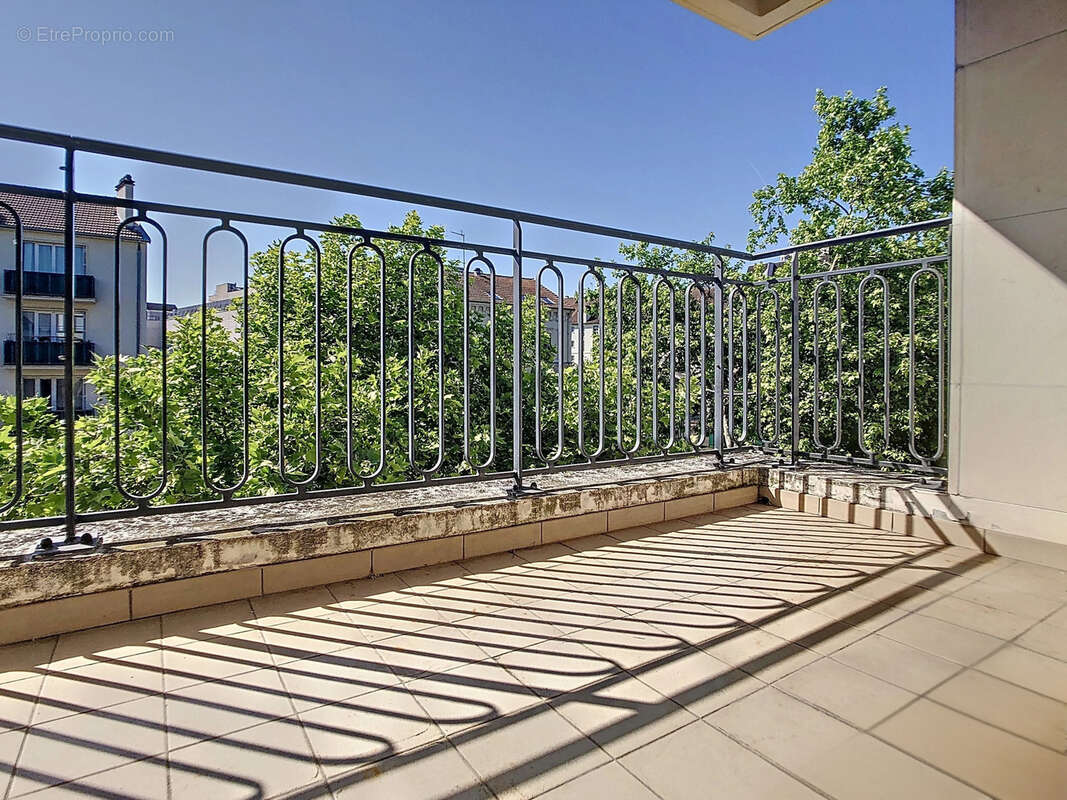 Appartement à RUEIL-MALMAISON