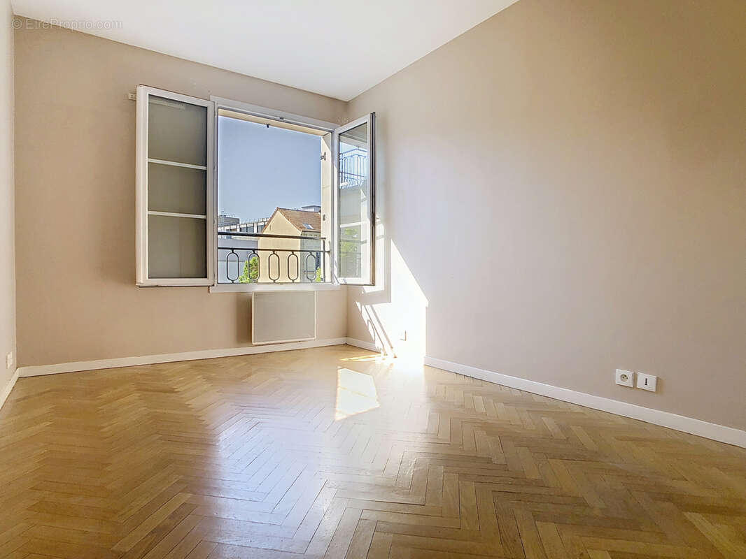 Appartement à RUEIL-MALMAISON