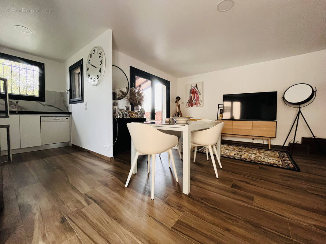 Maison à FRONTIGNAN