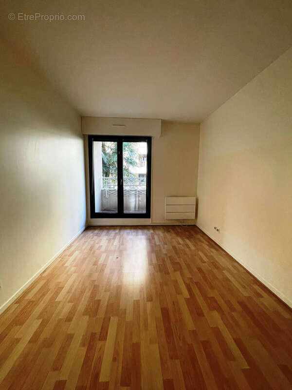 Appartement à SURESNES