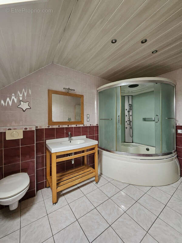 Maison à L&#039;ETOILE