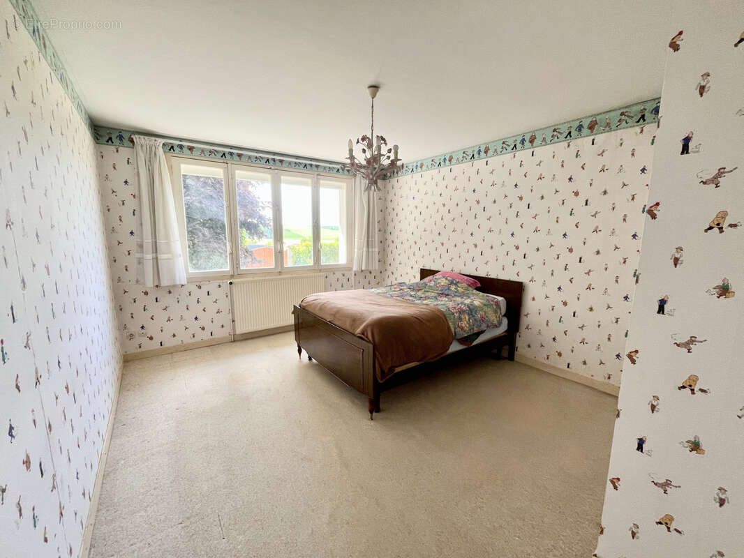 Maison à LA FERTE-GAUCHER