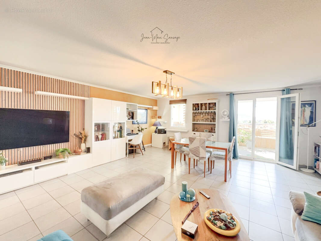 Appartement à FREJUS