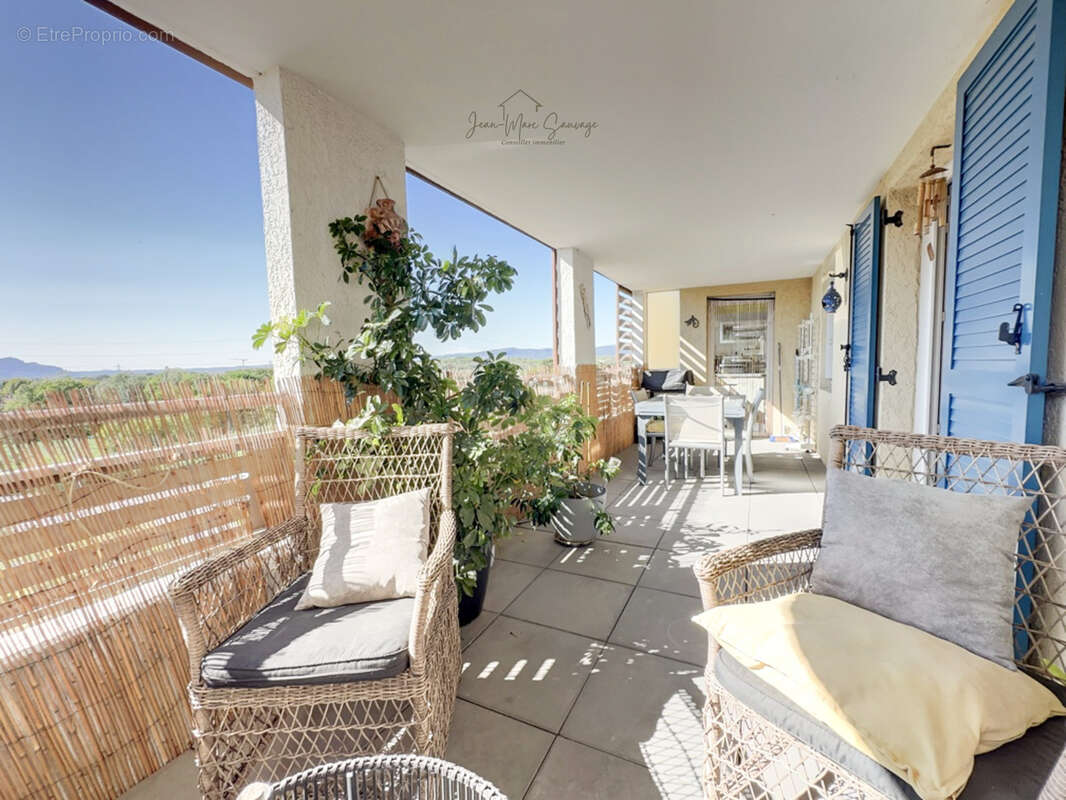 Appartement à FREJUS