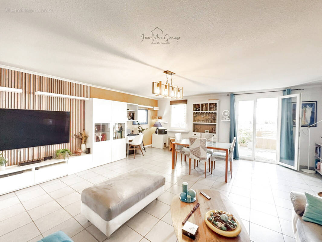 Appartement à FREJUS