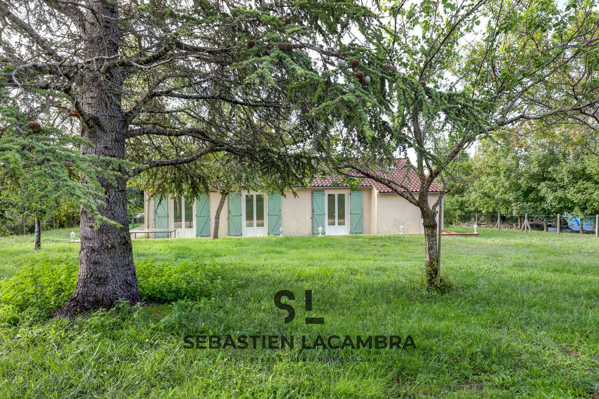 Maison à LASGRAISSES