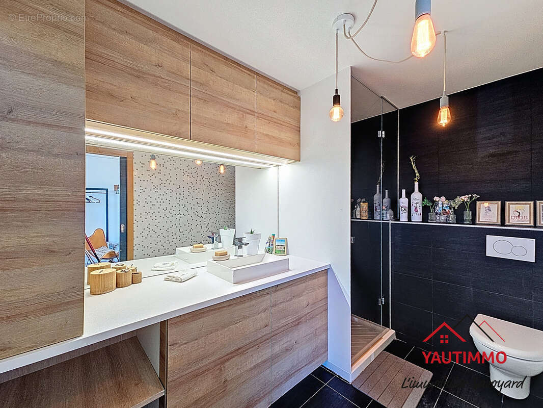 Maison à CRANVES-SALES