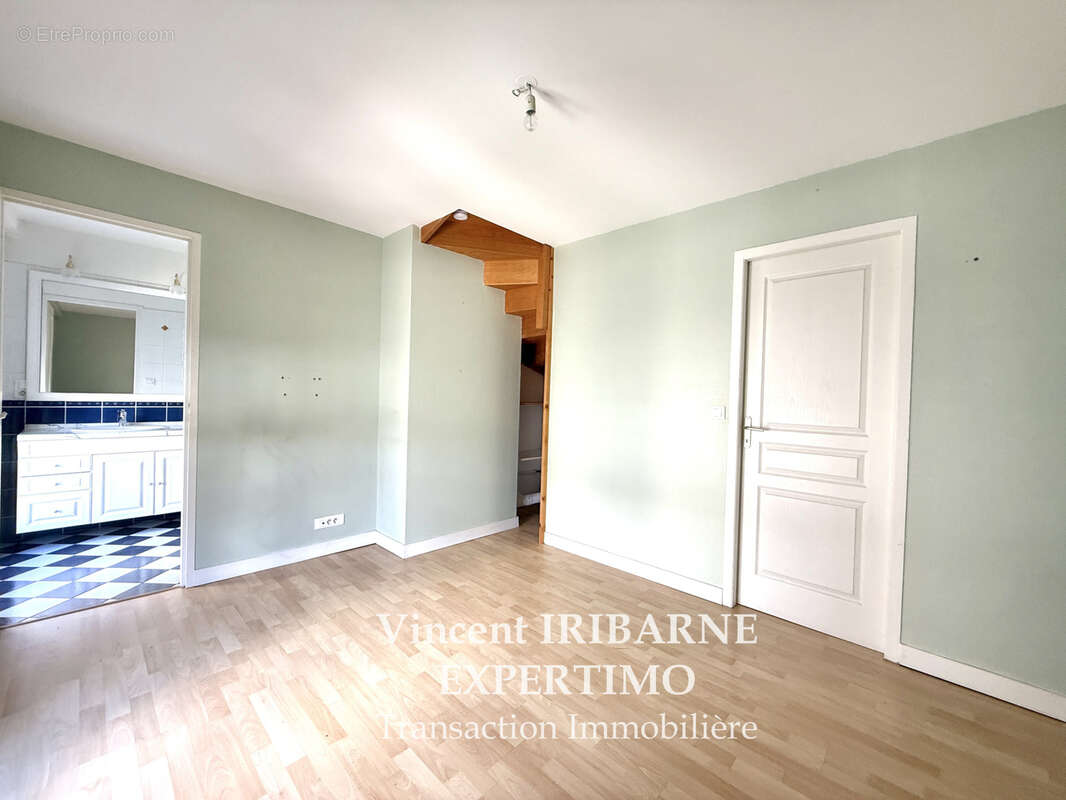 Appartement à SAINTES