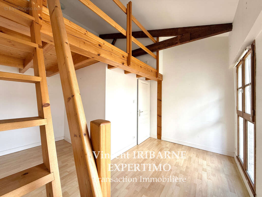 Appartement à SAINTES