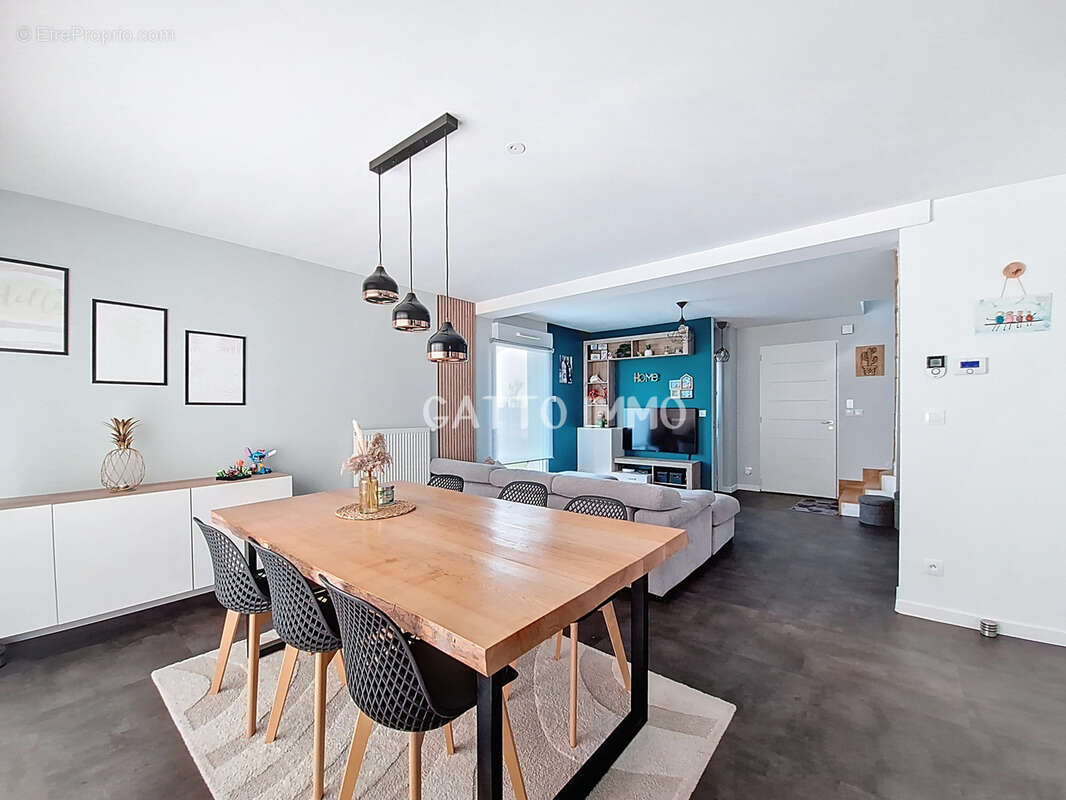 Maison à POURNOY-LA-GRASSE