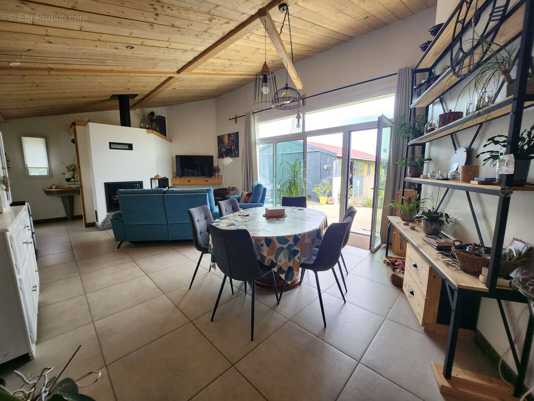 Maison à SAINT-AUBIN-LA-PLAINE