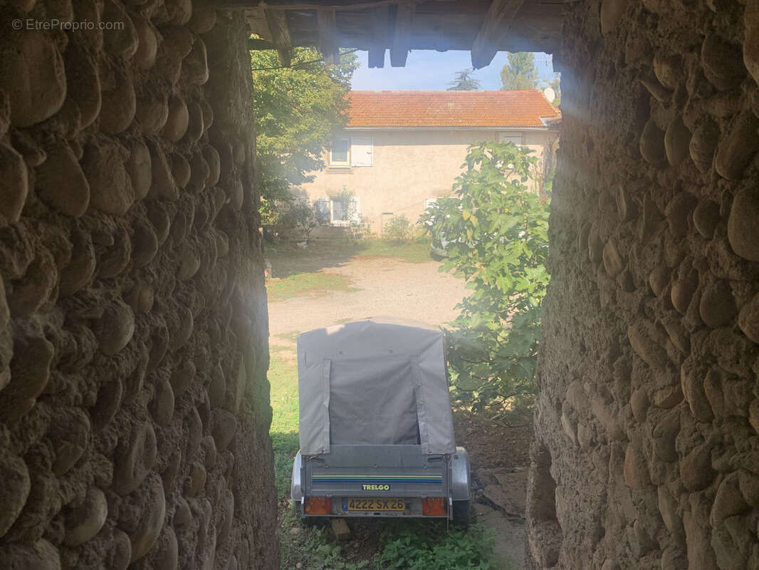 Maison à SAINT-MARCEL-LES-VALENCE