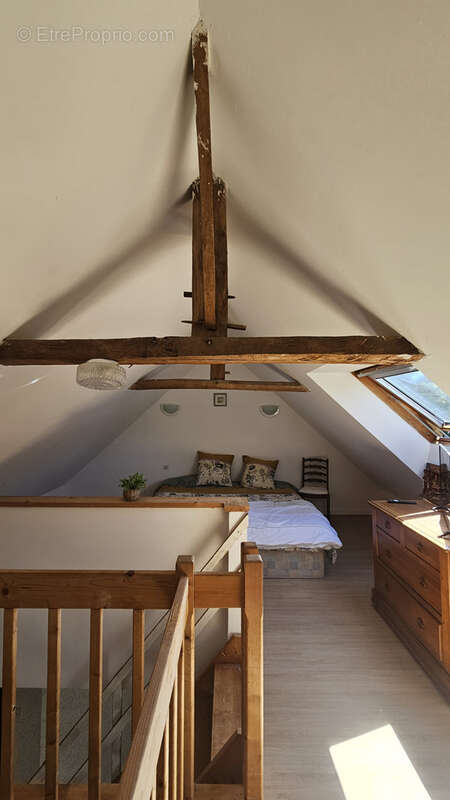 Maison à SAINT-JACUT-DU-MENE