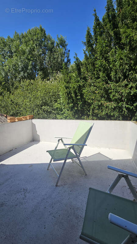 Maison à SAINT-JACUT-DU-MENE