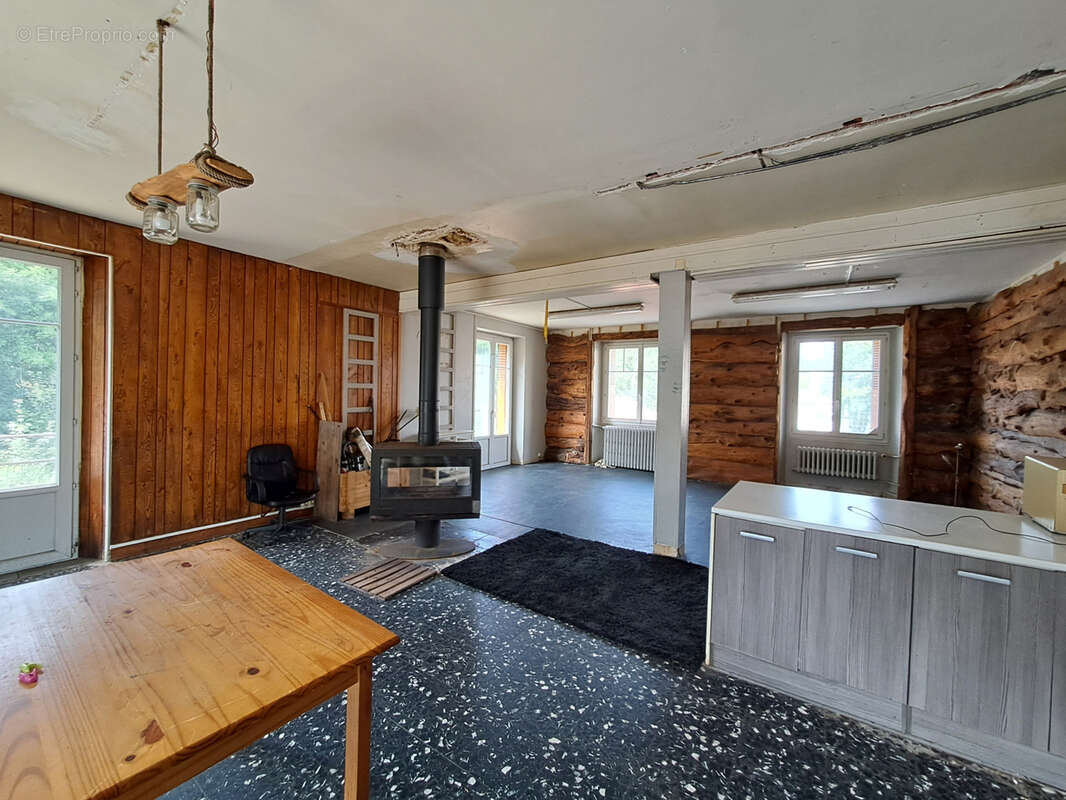 Maison à LA BASTIDE-PUYLAURENT