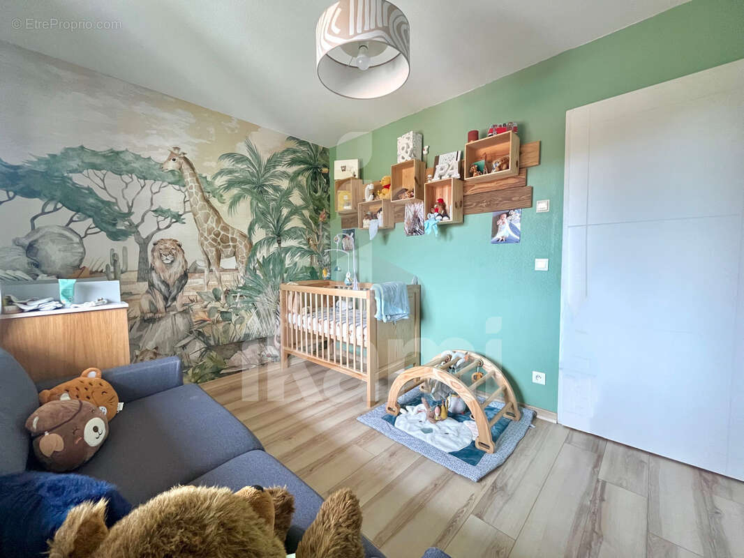 Appartement à ALLONZIER-LA-CAILLE