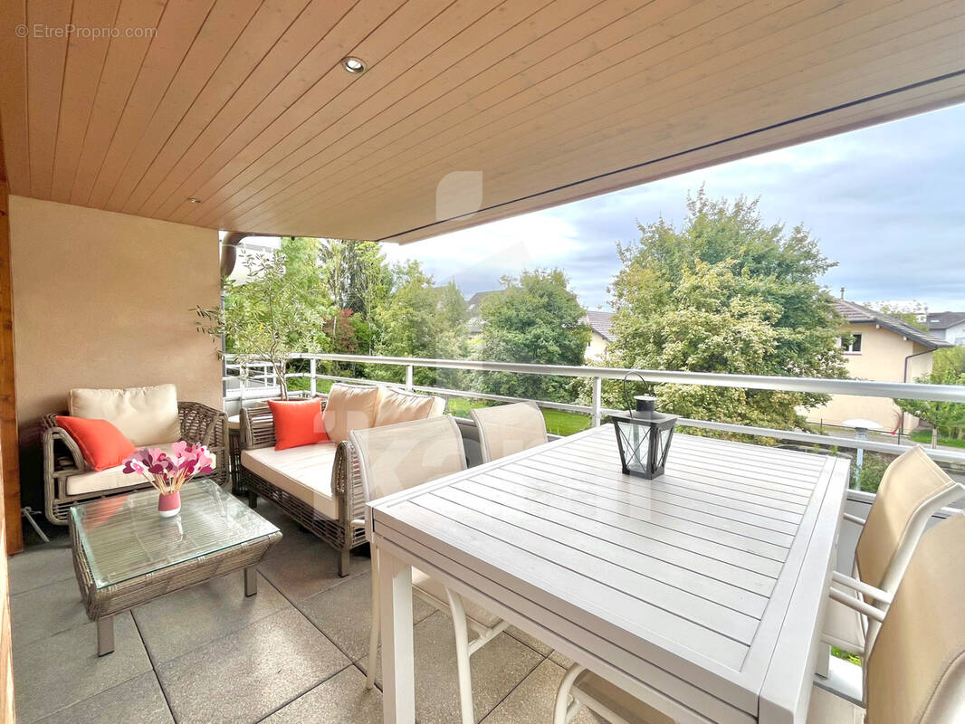 Appartement à ALLONZIER-LA-CAILLE