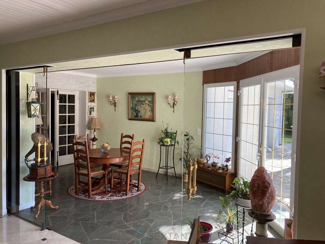 Maison à FONTAINEBLEAU