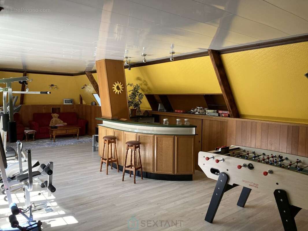 Maison à FONTAINEBLEAU