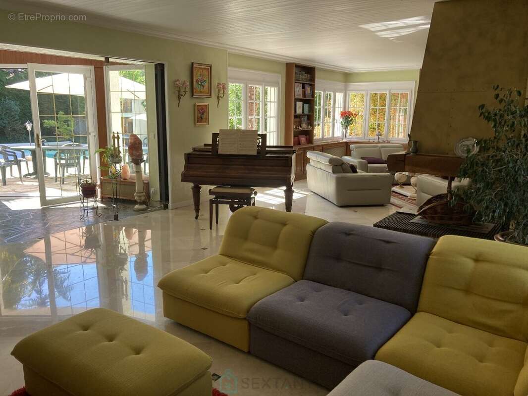 Maison à FONTAINEBLEAU