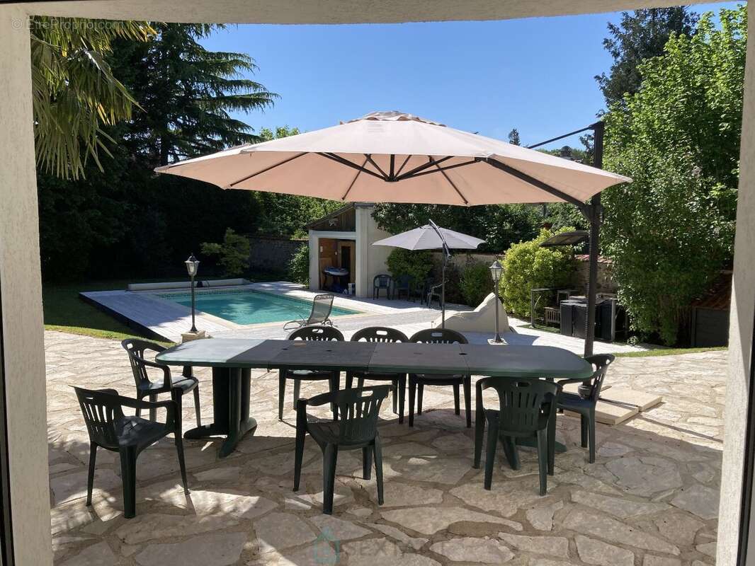 Maison à FONTAINEBLEAU