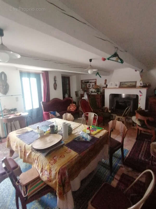 Maison à VILLAR-EN-VAL