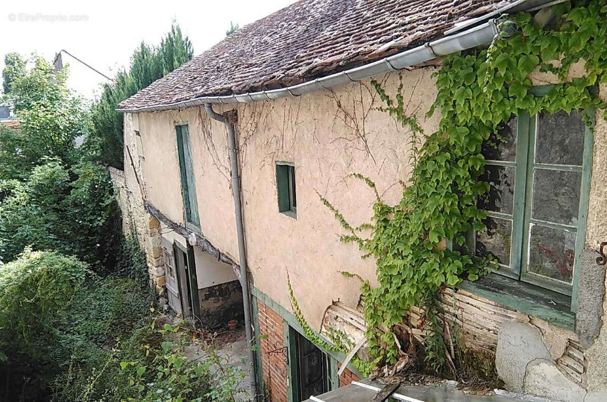 Maison à BEAUNE-LA-ROLANDE