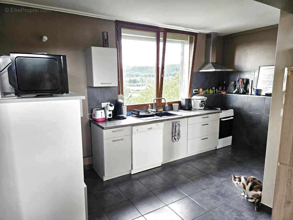 Appartement à BRUYERES