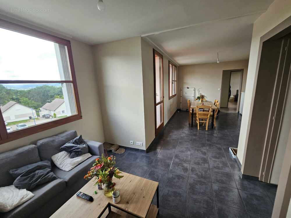 Appartement à BRUYERES