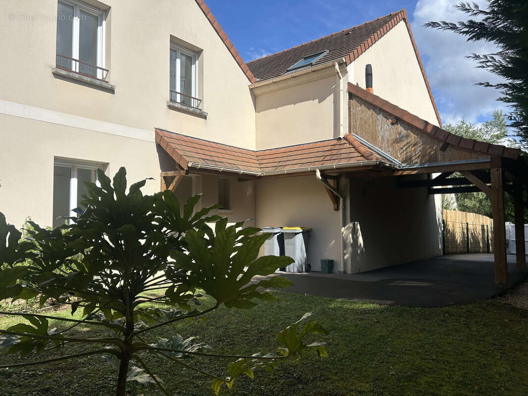 Maison à L&#039;ETANG-LA-VILLE