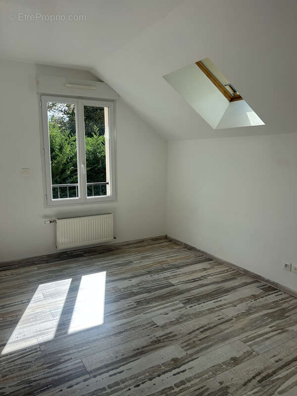 Maison à L&#039;ETANG-LA-VILLE