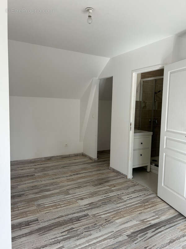 Maison à L&#039;ETANG-LA-VILLE