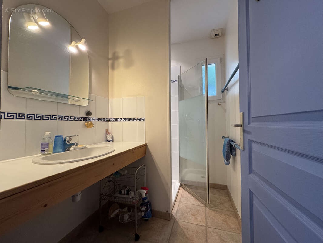 Maison à DONVILLE-LES-BAINS