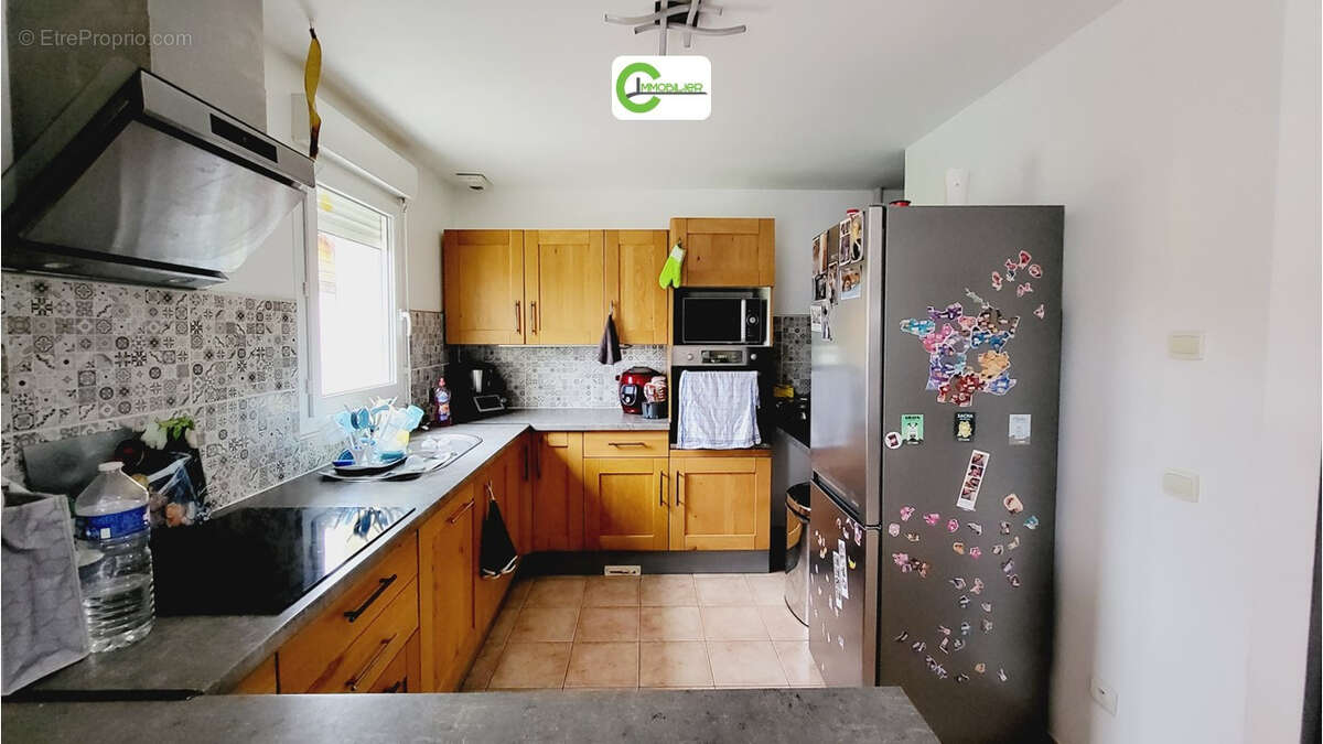 Maison à COURGENARD