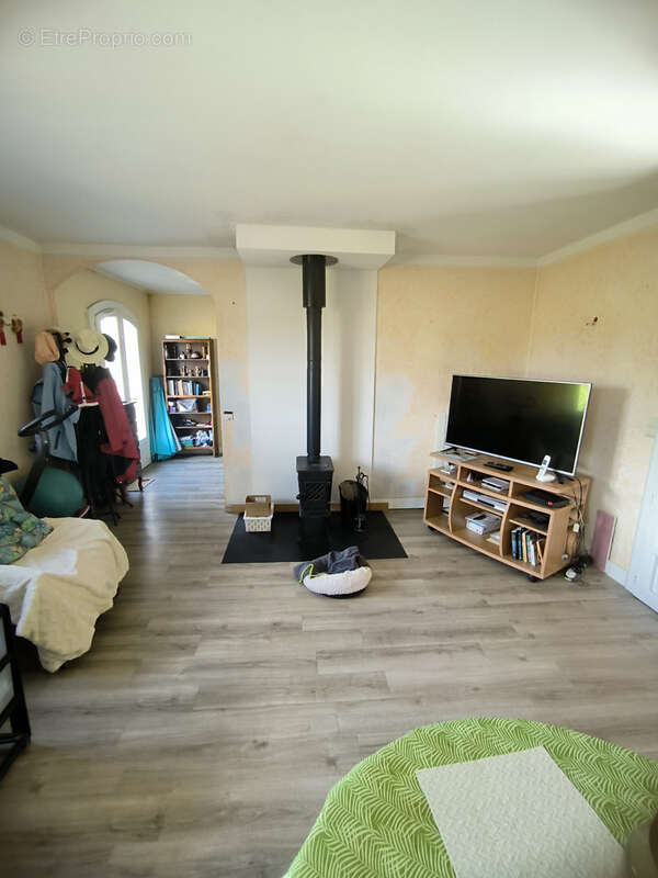 Maison à BELVEZE-DU-RAZES