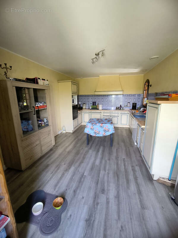 Maison à BELVEZE-DU-RAZES