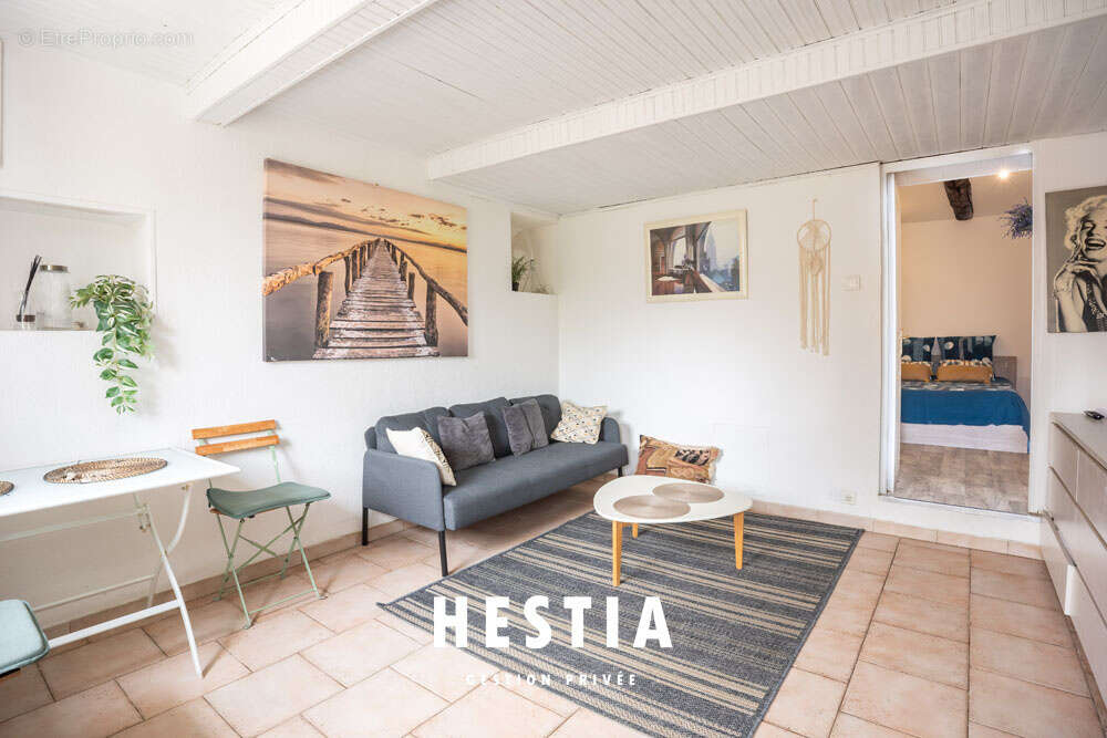 Appartement à MARSEILLE-12E