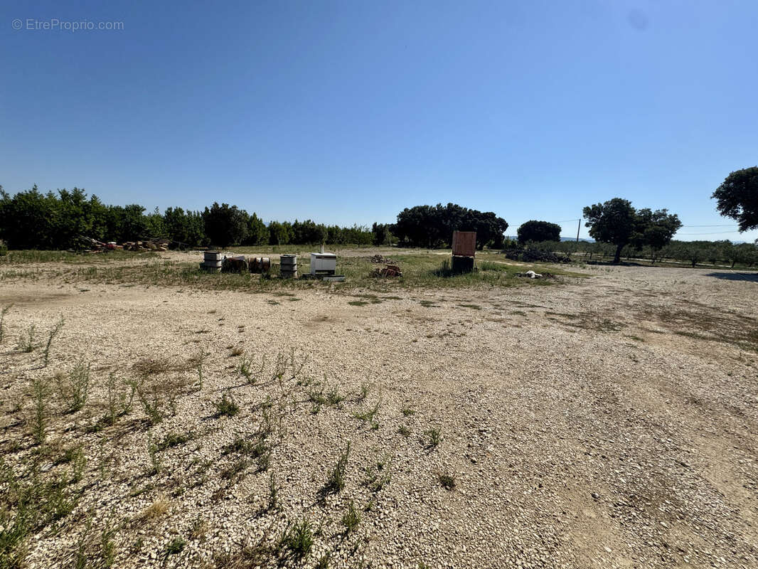 Maison à SAINTE-CECILE-LES-VIGNES